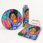 Set regalo con piatto, borraccia e grembiule Miss Free Trip